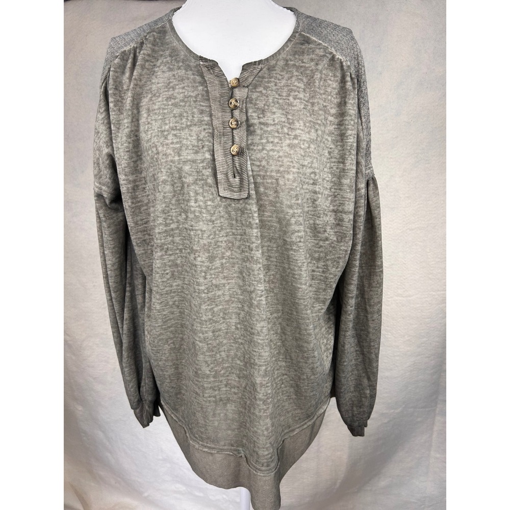 Gimmicks by BKE Womens Large NWT Olive Green Henley Long Sleeve Waffle Knit Top